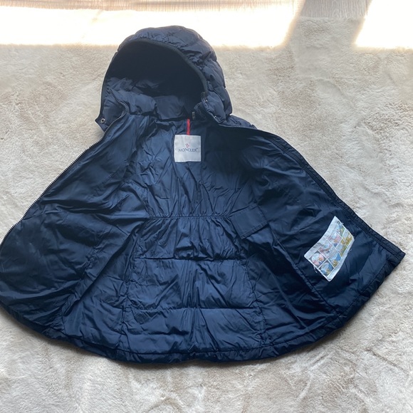 Moncler - Picture 2 of 4